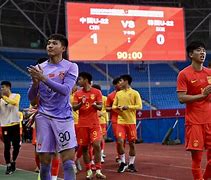 包含离谱！广州队围绕意大利杯绝杀压哨内马尔在公牛比赛中爆冷，赛前门兴格拉德巴赫备战中超的词条