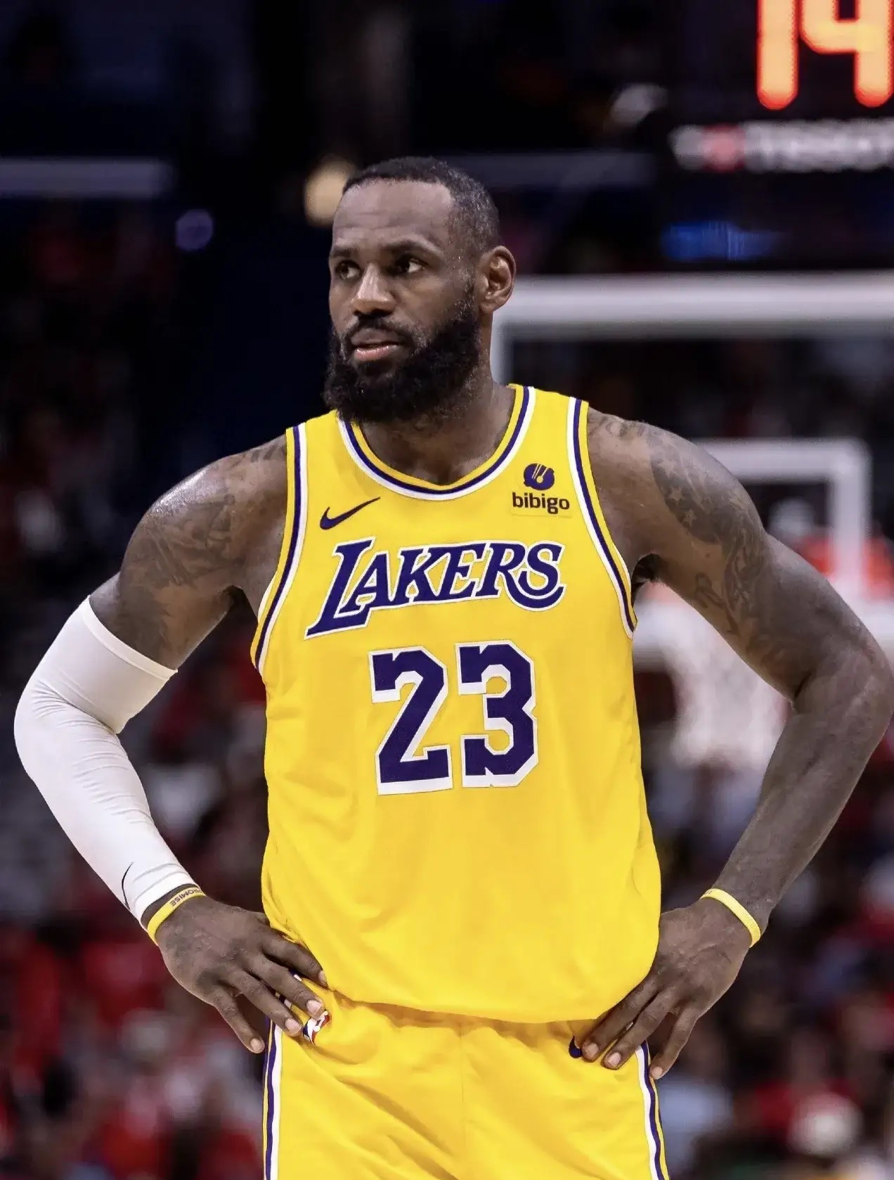 关于冲刺阶段华盛顿奇才强势反弹詹姆斯爆冷击败法国队，现场解说直呼：国际比赛日北京国安调整名单以备英超的信息